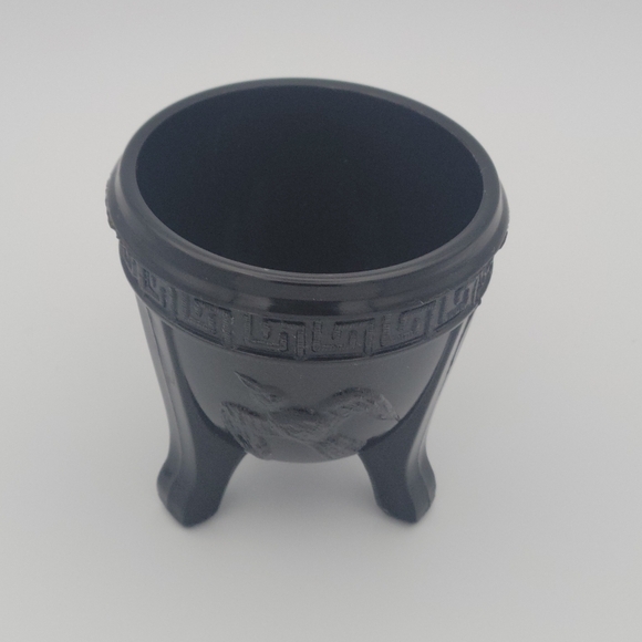 L.E. Smith Black Amethyst 3-Legged  Vase Embossed Bird Sides Greek Border - Picture 2 of 4